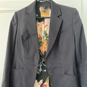 Ted Baker London jacquard blazer and pants suit set, Size 6